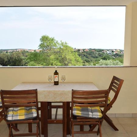 Villa Vinki Vinkuran Exteriör bild