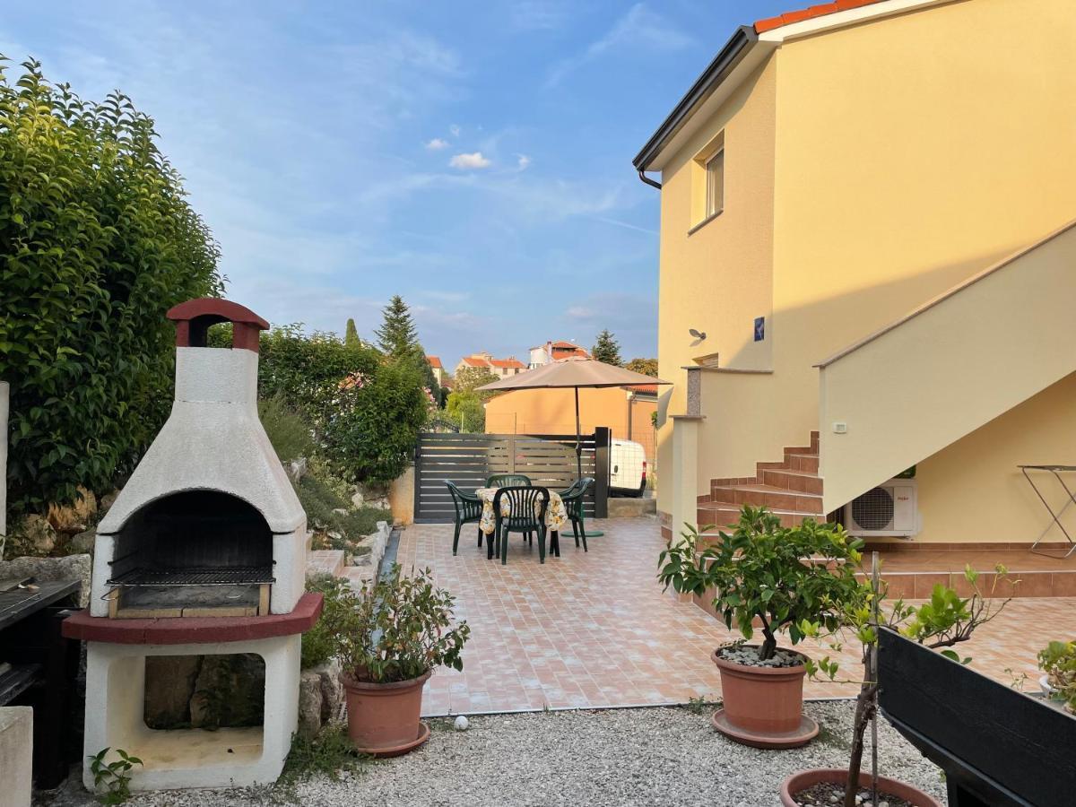 Villa Vinki Vinkuran Exteriör bild