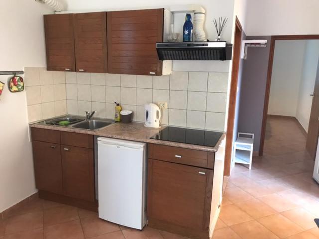 Villa Vinki Vinkuran Exteriör bild