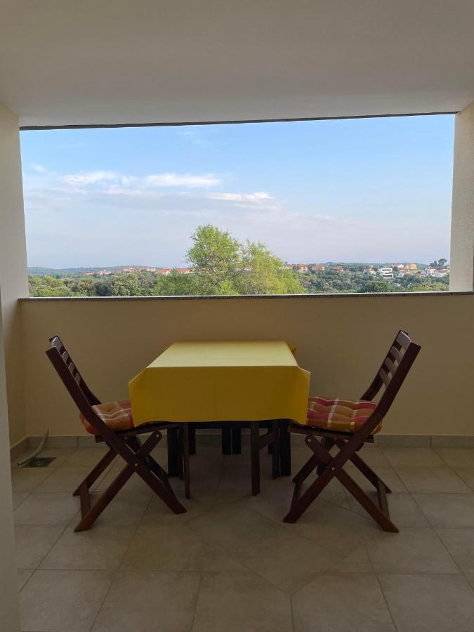 Villa Vinki Vinkuran Exteriör bild